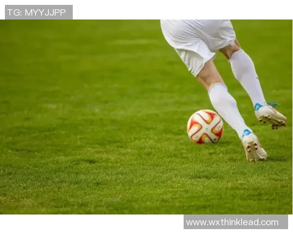 超高清4K足球球星动态壁纸全屏展示畅享足球魅力精彩瞬间