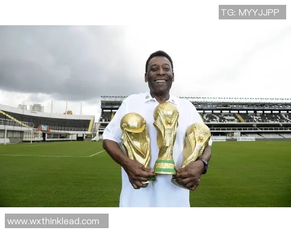 巴西足球明星风采：从贝利到内马尔的传奇之路与时代印记