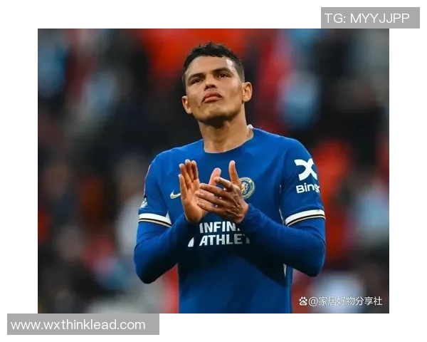 世界顶级足球1号后卫球星盘点 谁是当前足坛最强防守者 世界顶级足球1号后卫球星盘点 谁是当前足坛最强防守者