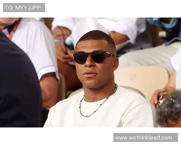 足球明星躺着也能赚大钱的秘密揭秘他如何通过商业运作逆袭财富人生